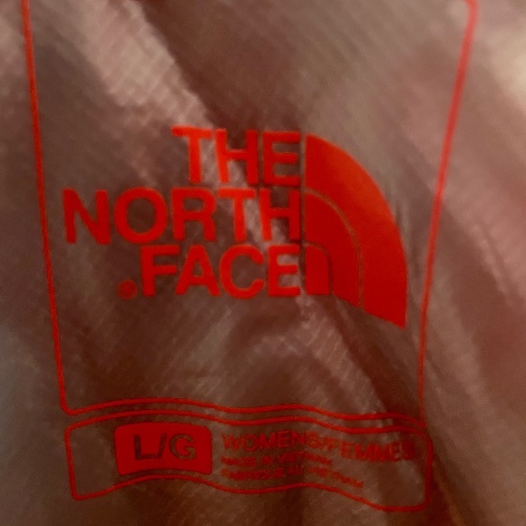 North Face lightweight orange vest size large - Picture 3 of 4